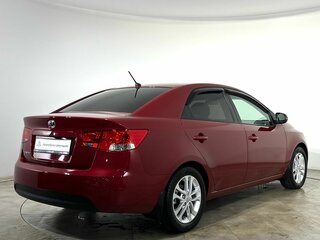 2012 Kia Cerato 6-speed II, красный, 1135000 рублей, вид 4