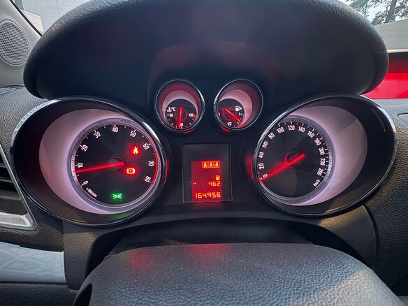 2014 Opel Mokka I, белый, 1200000 рублей - вид 5