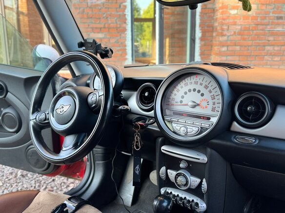 2009 Mini Hatch Cooper II (R56), красный, 680000 рублей - вид 13