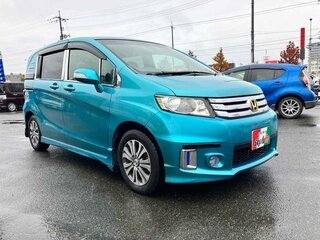 2013 Honda Freed Spike I Рестайлинг, голубой, 790000 рублей, вид 3