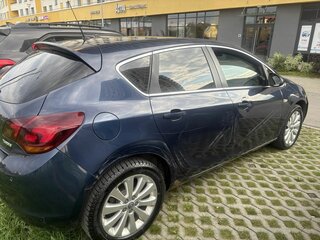 2011 Opel Astra J, синий, 530000 рублей, вид 3