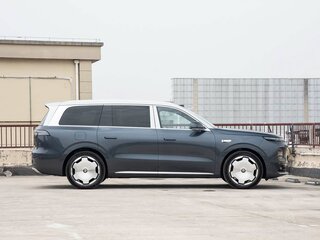 2026 Leapmotor D19 64 kWh, серый, 6823003 рублей, вид 2