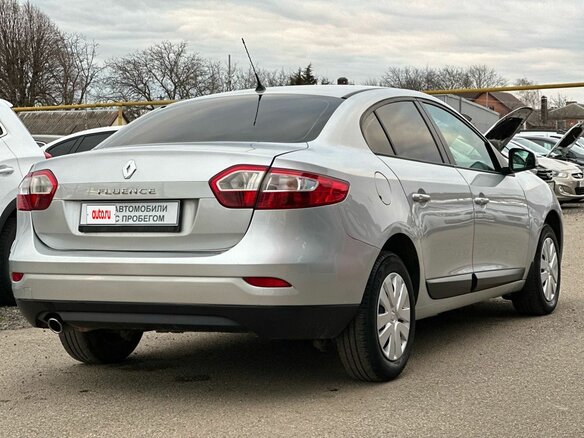 2011 Renault Fluence I, серебристый - вид 5