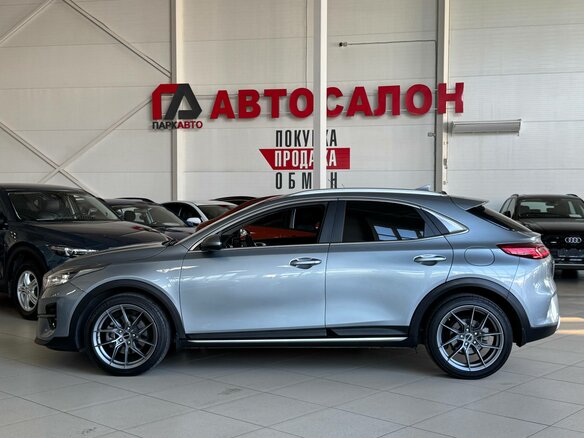 2021 Kia XCeed I, серый, 1875000 рублей - вид 3
