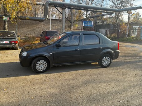 2009 Renault Logan I, серый, 249000 рублей, вид 1
