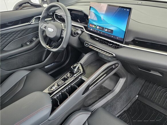 2026 Geely Coolray I Рестайлинг 2, белый - вид 21