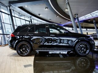 2026 Mercedes-Benz GLE 350 II (V167) Рестайлинг, чёрный, 11990000 рублей, вид 4
