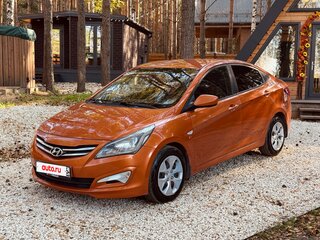2015 Hyundai Solaris I Рестайлинг, оранжевый, 750000 рублей, вид 2