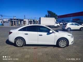 2011 Chevrolet Cruze I, белый, 500000 рублей, вид 3