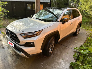 2024 Toyota RAV4 V (XA50), белый, 3700000 рублей, вид 1