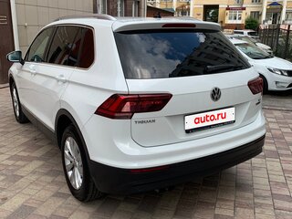 2017 Volkswagen Tiguan II, белый, 1990000 рублей, вид 5