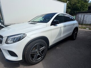2016 Mercedes-Benz GLE Coupe 400 I (C292), белый, 4350000 рублей, вид 2