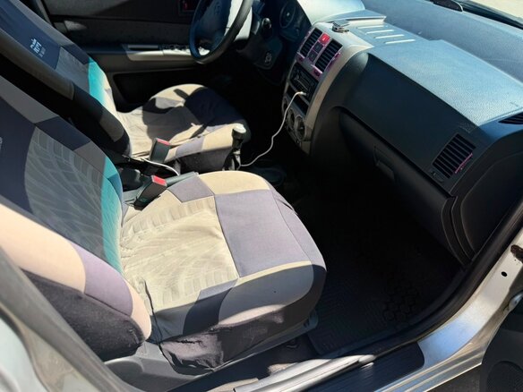 2004 Hyundai Getz I, серебристый - вид 7