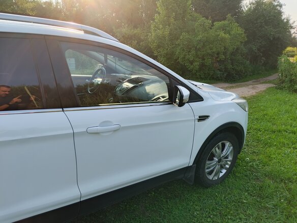 2013 Ford Kuga II, белый, 1500000 рублей - вид 5