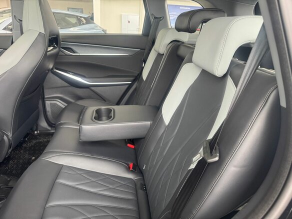2024 Changan CS75 Plus III, чёрный - вид 17