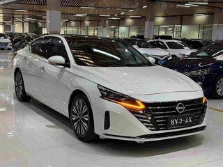2022 Nissan Altima VI (L34) Рестайлинг, белый, 1635000 рублей, вид 1