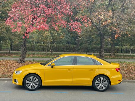 2016 Audi A3 III (8V) Рестайлинг, жёлтый, 2190000 рублей, вид 2