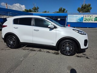 2017 Kia Sportage IV, белый, 1990000 рублей, вид 4
