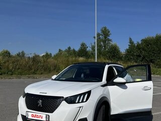 2021 Peugeot 2008 II, белый, 1925000 рублей, вид 3