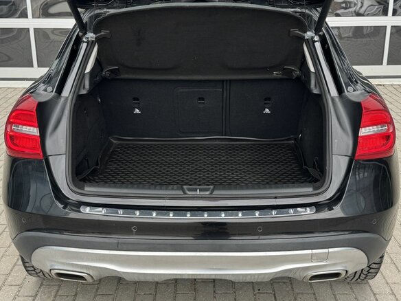 2014 Mercedes-Benz GLA 250 I (X156), чёрный, 1620000 рублей - вид 19