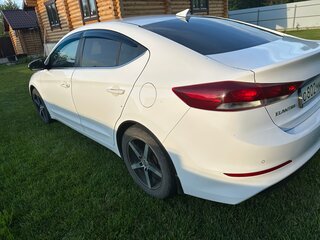 2018 Hyundai Elantra VI (AD), белый, 1500000 рублей, вид 5