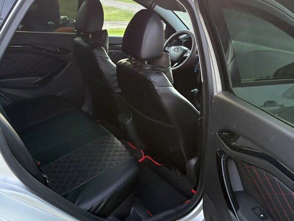 2018 Lada (ВАЗ) Vesta SW I, серебристый, 850000 рублей - вид 12