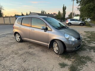 2004 Honda Fit I, серый, 630000 рублей, вид 3