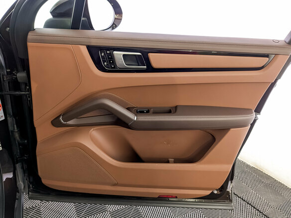2020 Porsche Cayenne III, коричневый - вид 24