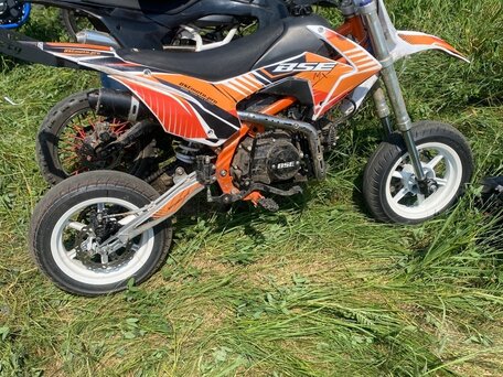 2024 BSE MX 125, оранжевый, 99999 рублей, вид 2