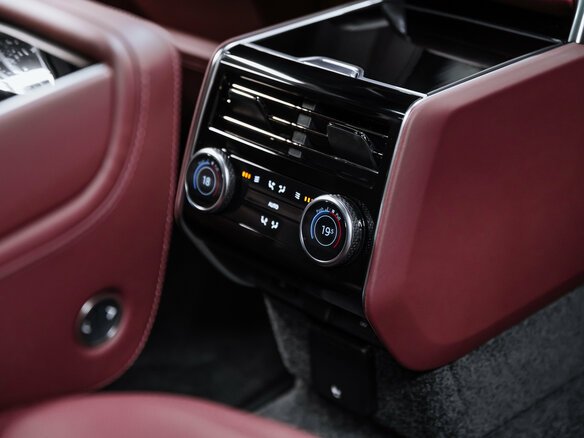 2026 Land Rover Range Rover D350 MHEV Long V, серый - вид 25