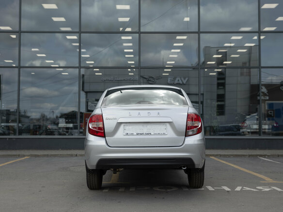 2026 Lada (ВАЗ) Granta I Рестайлинг, серебристый, 1026000 рублей - вид 6
