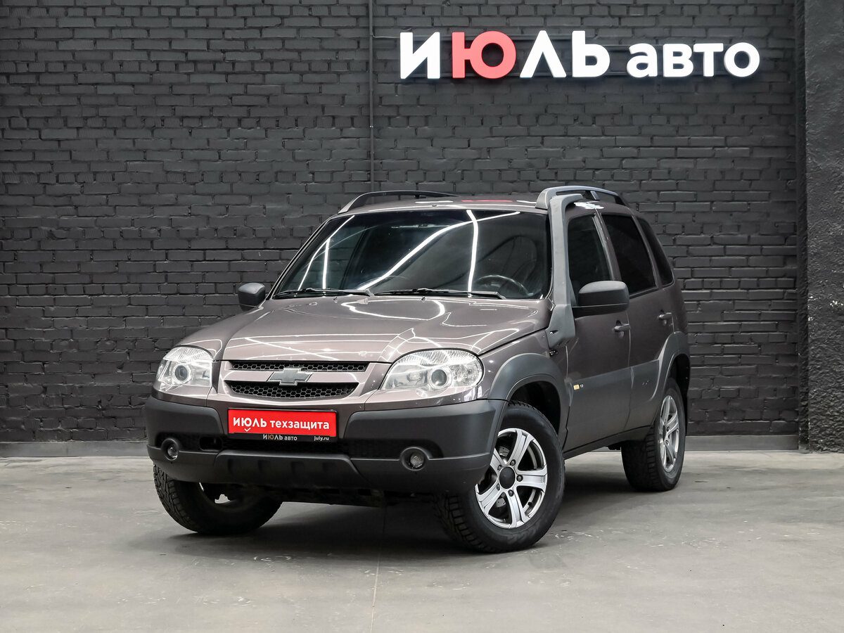 Открыть фотографии: Chevrolet Niva I Рестайлинг