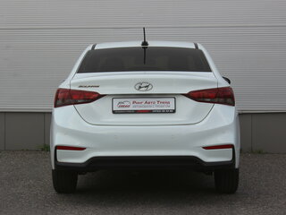 2019 Hyundai Solaris II, белый, 1090000 рублей, вид 4