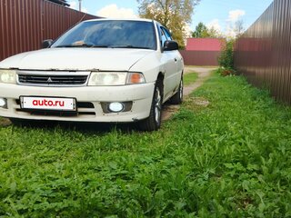 2000 Mitsubishi Mirage V, белый, 130000 рублей, вид 3