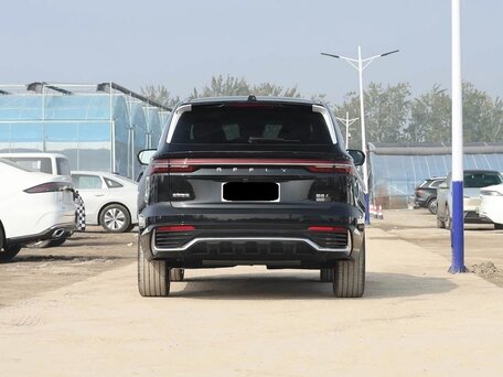 2026 Geely Monjaro (Xingyue L) I Рестайлинг (China Market), чёрный, 4449999 рублей, вид 5
