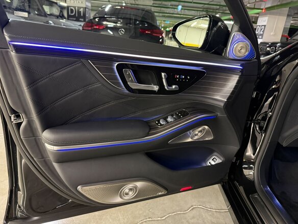 2026 Mercedes-Benz Maybach S-Класс 580 II (Z223) Рестайлинг, чёрный, 38980000 рублей - вид 18