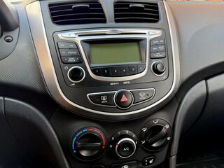 2012 Hyundai Solaris I, серый, 960000 рублей, вид 1