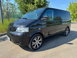 2006 Volkswagen Multivan T5, чёрный, 3550000 рублей, вид 1
