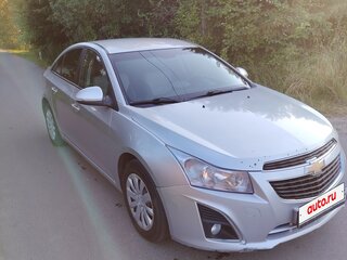 2013 Chevrolet Cruze I Рестайлинг, серебристый, 600000 рублей, вид 5