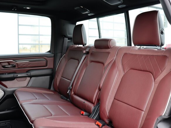 2026 Ram 1500 Crew Cab eTorque V Рестайлинг, чёрный, 12849000 рублей - вид 29