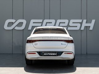2023 BYD Qin Plus DM-i I, белый, 2640000 рублей, вид 4