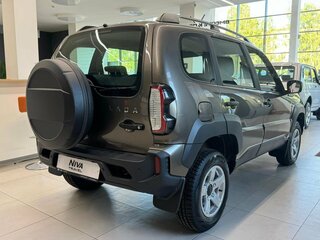 2026 Lada (ВАЗ) Niva Travel I Рестайлинг, коричневый, 1804000 рублей, вид 4