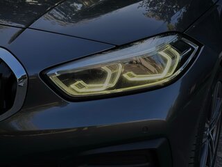 2021 BMW 1 серии 120i III (F40), серый, 3020000 рублей, вид 3