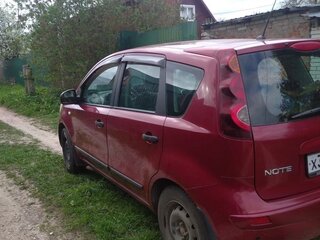 2011 Nissan Note I Рестайлинг, красный, 590000 рублей, вид 4