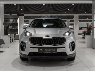 2018 Kia Sportage IV, серебристый, 2095000 рублей, вид 3