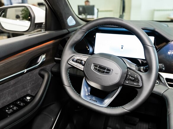 2026 Geely Monjaro, белый - вид 9