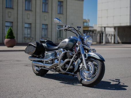 2006 Yamaha XVS1100, серый, 599000 рублей, вид 1