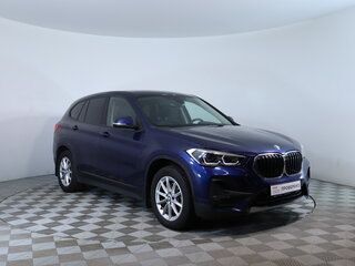 2020 BMW X1 20i xDrive II (F48) Рестайлинг, синий, 3100000 рублей, вид 3