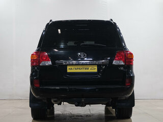 2009 Toyota Land Cruiser 200 Series, чёрный, 2699000 рублей, вид 5