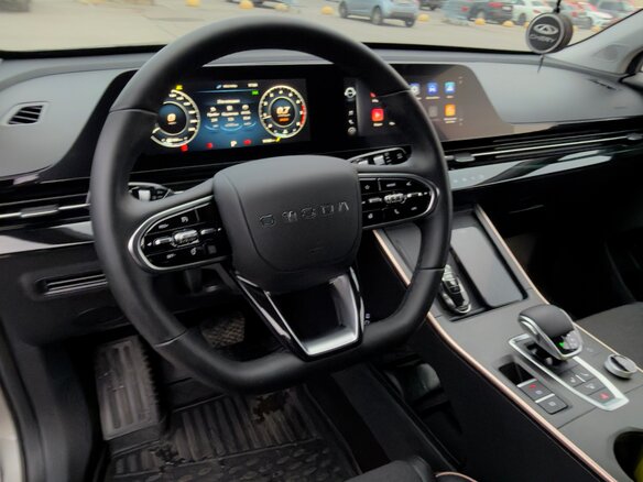 2024 Omoda C5 I Рестайлинг, серый, 1840000 рублей - вид 8